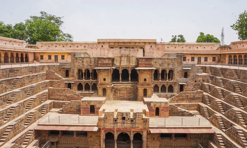 Abhaneri Step Well Day Tour Package