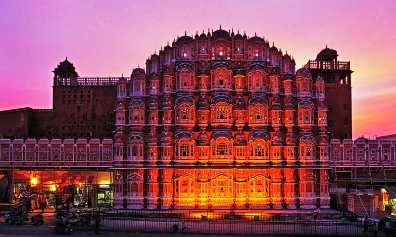 night view of hawa mahal jaipur