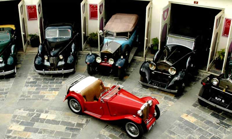 The Royal Vintage Car Museum tour